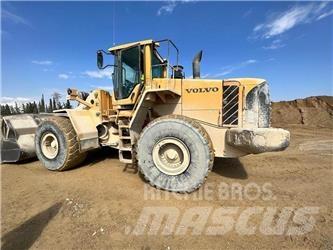 Volvo L180F Pale gommate