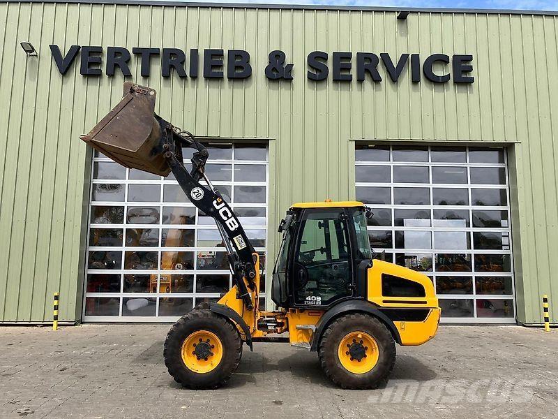 JCB 409 Pale gommate