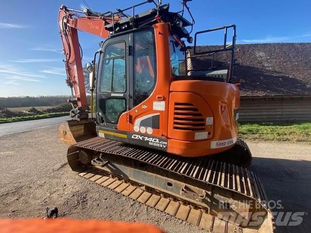 Doosan DX140LCR Escavatori cingolati
