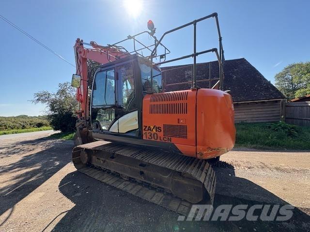 Hitachi ZX130-5 Escavatori cingolati