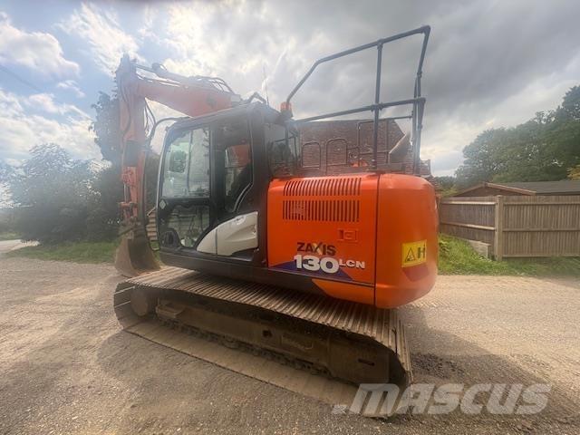 Hitachi ZX130-6 Escavatori cingolati