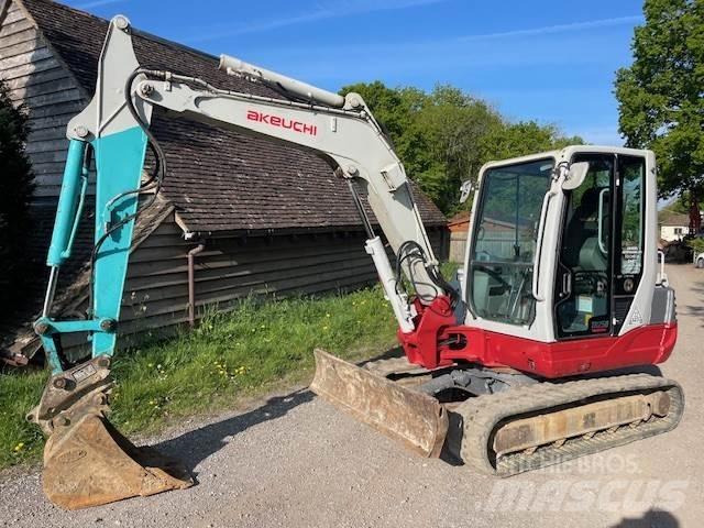 Takeuchi TB250 Escavatori medi 7t - 12t