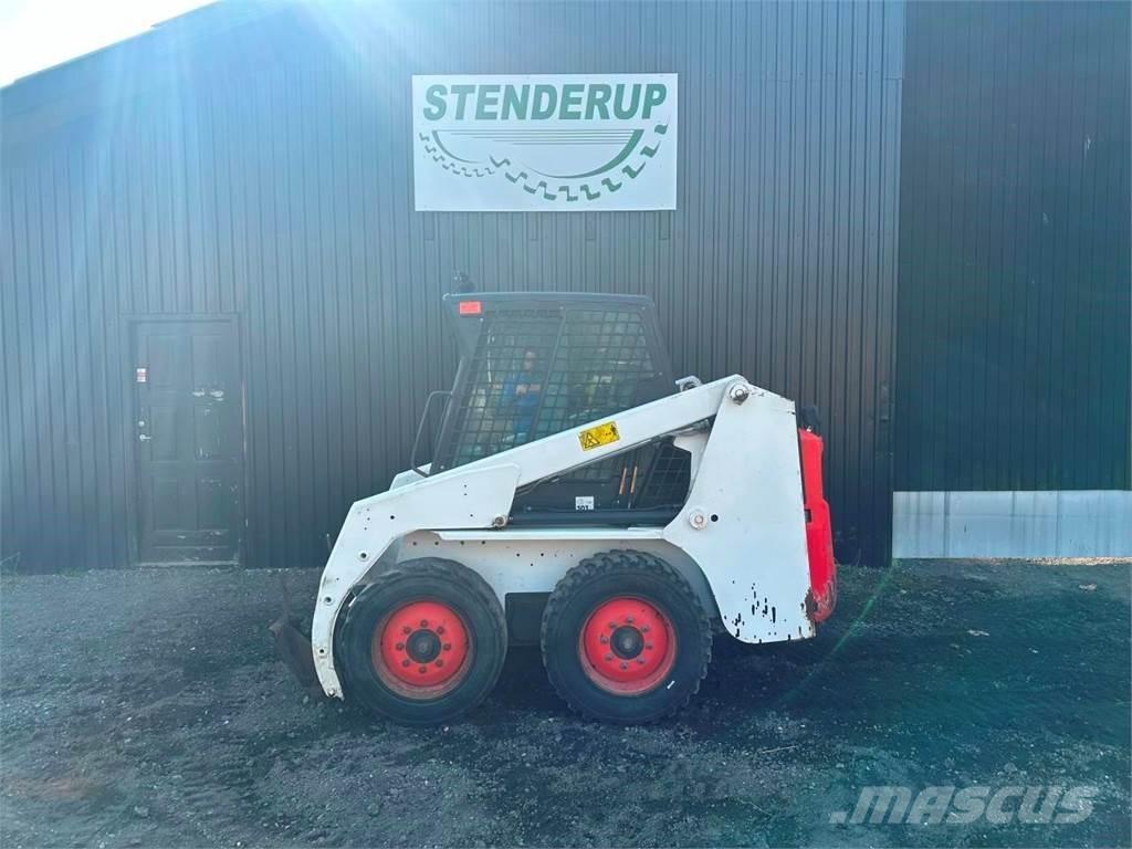 Bobcat S130 Mini pale