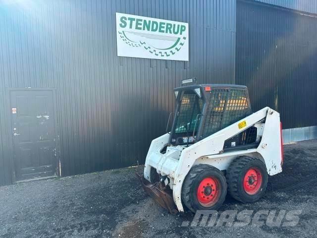 Bobcat S130 Mini pale