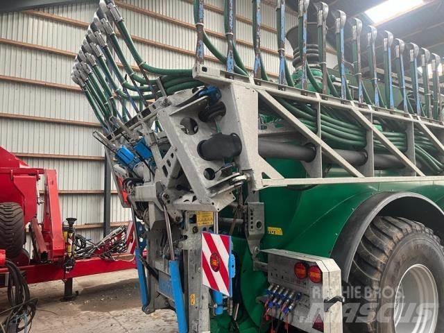 Bomech 24 m Irroratrici di fertilizzante