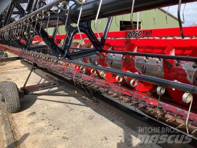 Case IH 8010 Mietitrebbiatrici