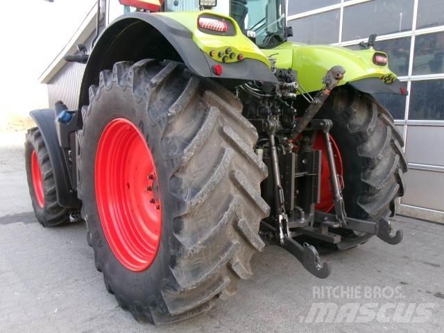 CLAAS AXION 800 Trattori