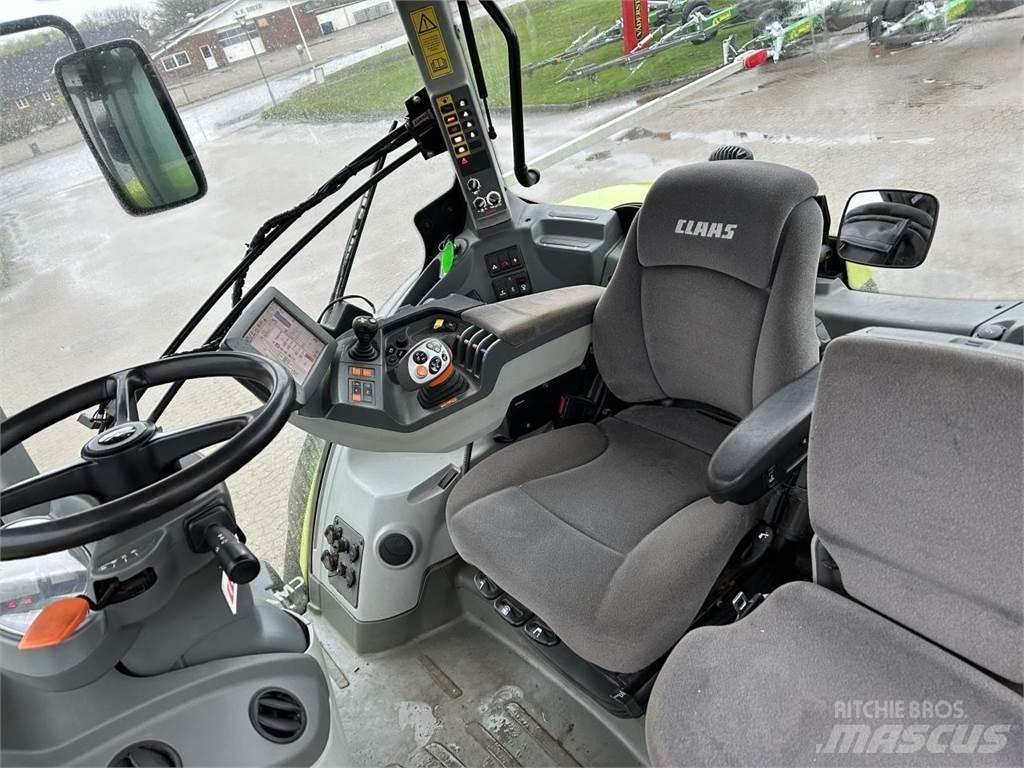 CLAAS AXION 930 Trattori