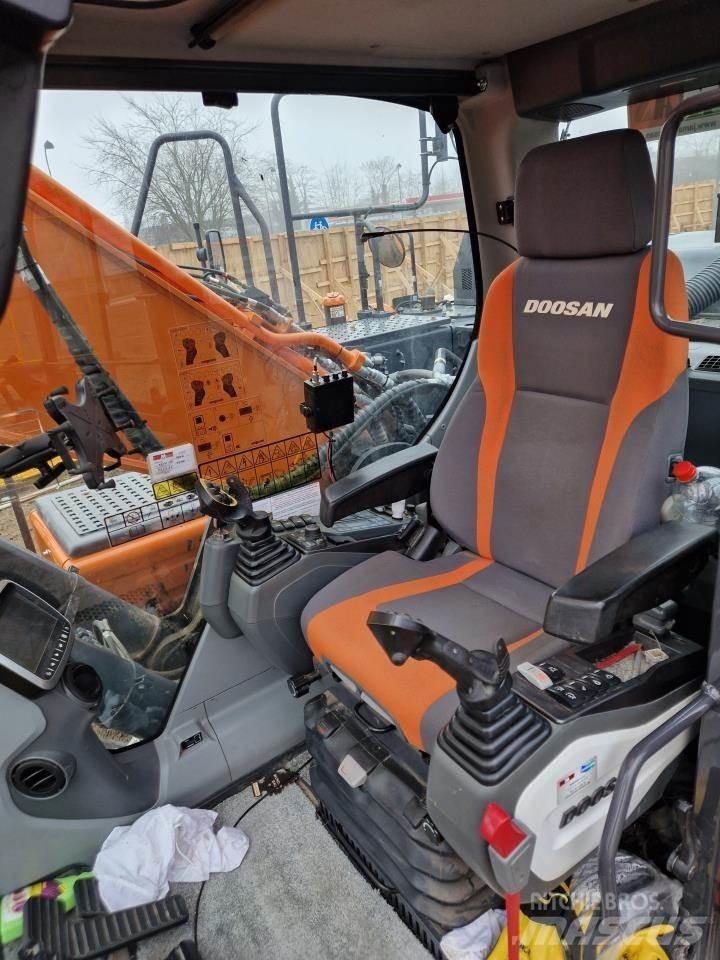 Doosan 255-5 Escavatori cingolati