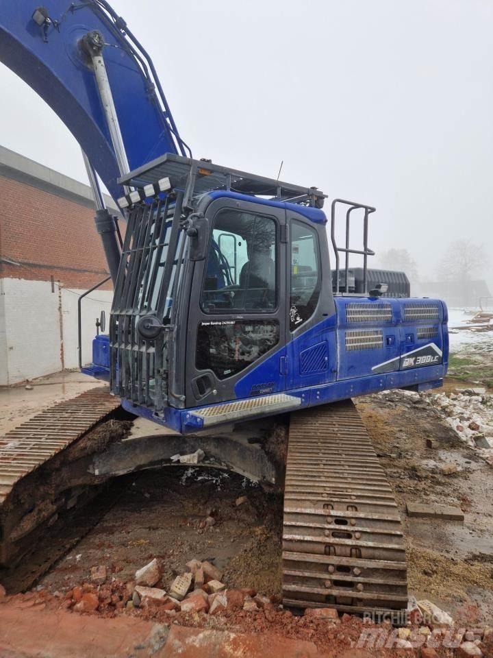 Doosan DX300LC-7 Escavatori cingolati