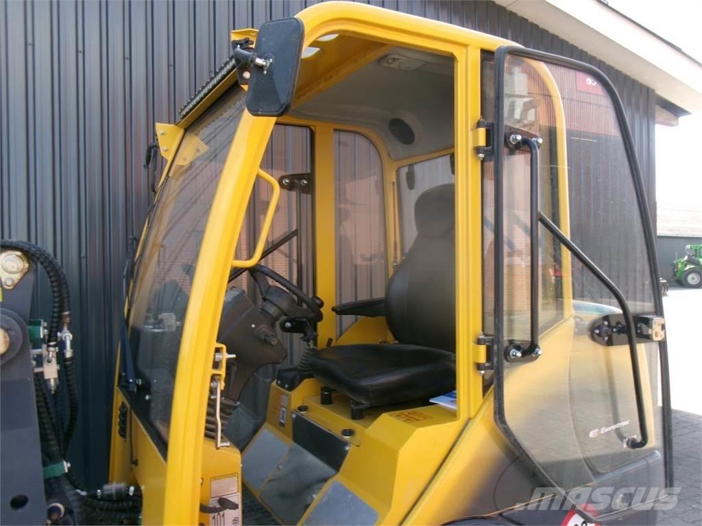 Eurotrac W12 Mini pale