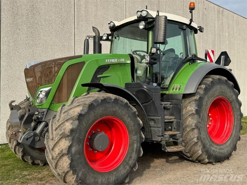 Fendt VARIO 828 Trattori