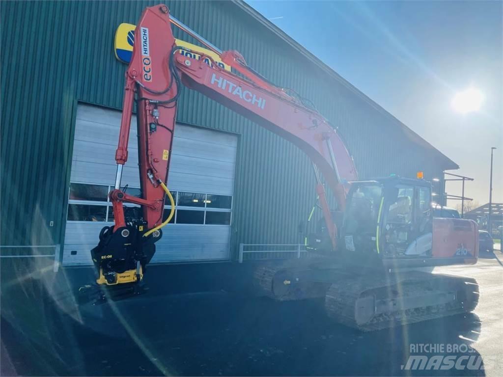 Hitachi ZX210-6 Escavatori cingolati