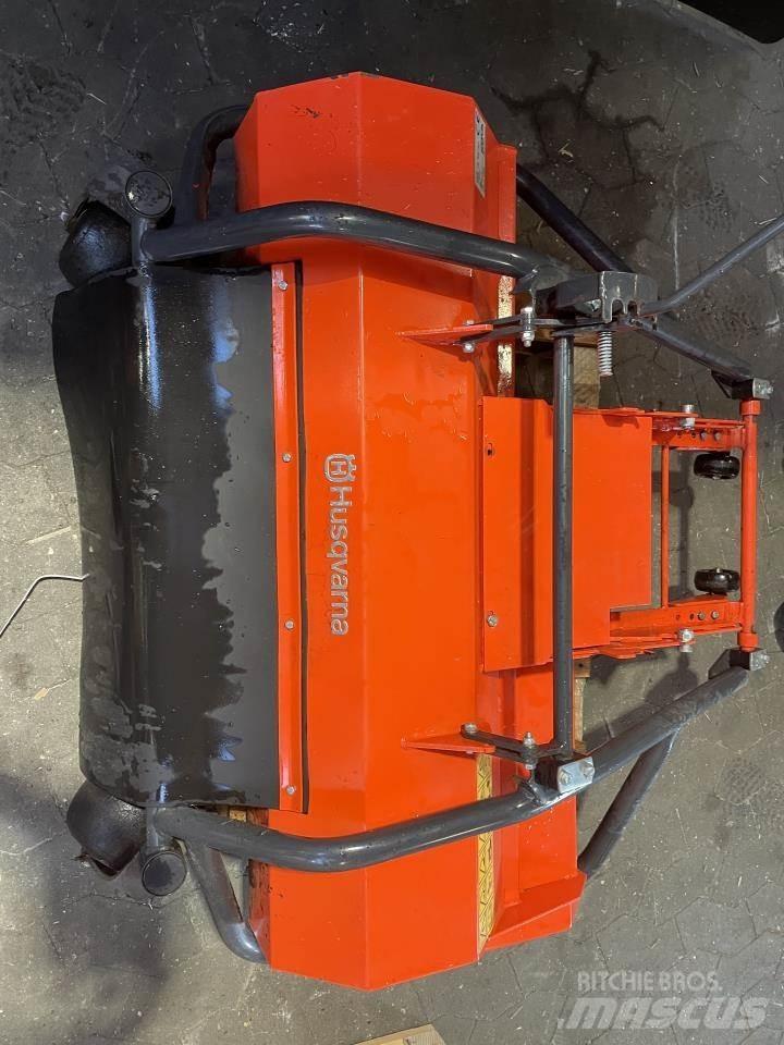 Husqvarna P100 Falciatrici