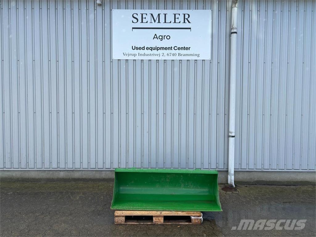 John Deere 160 CM Manutenzione verde e strade – Altro