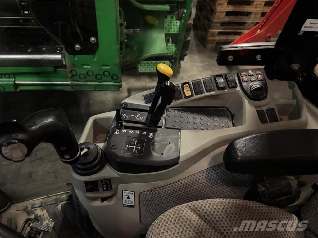 John Deere 3046R Trattori compatti