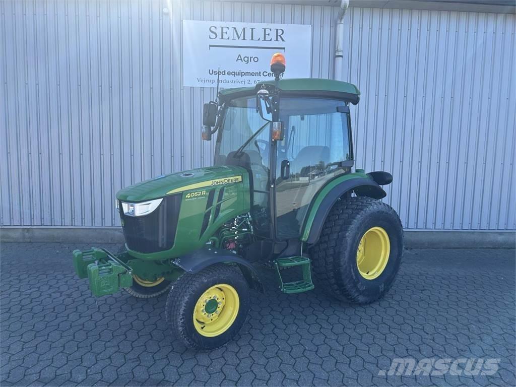 John Deere 4052R Trattori compatti
