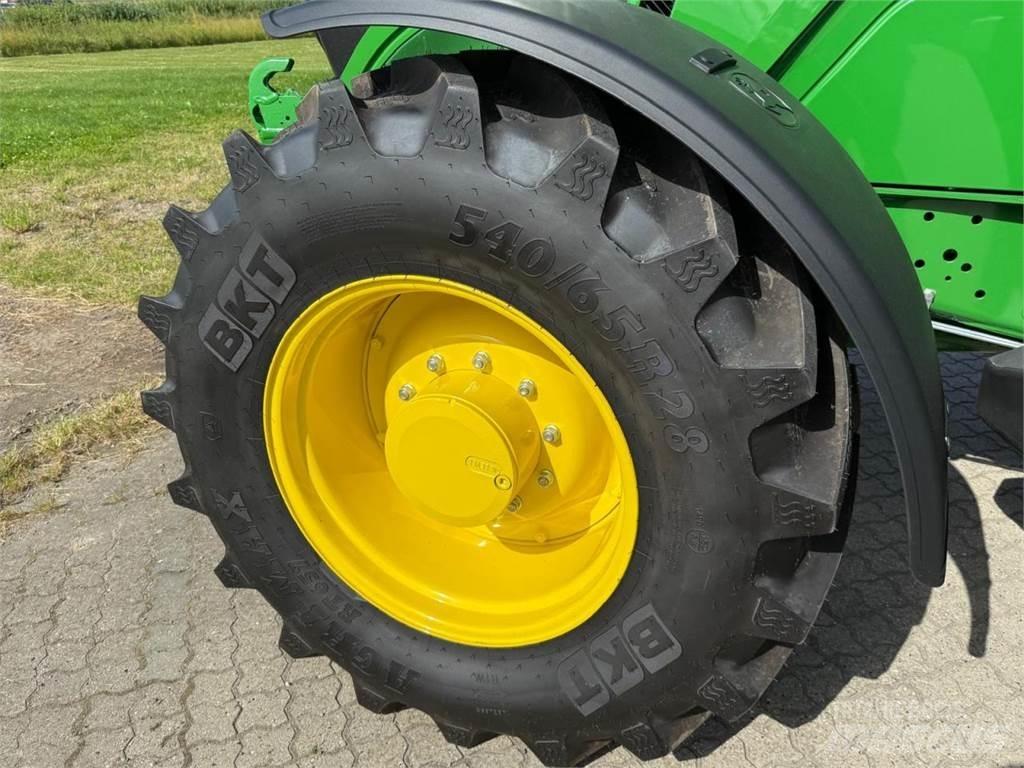 John Deere 6155M Trattori