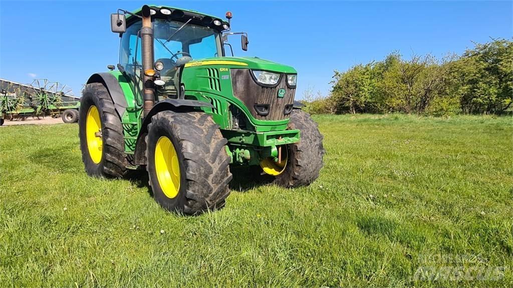 John Deere 6210R Trattori