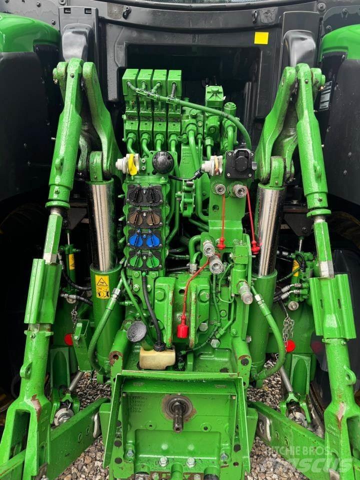 John Deere 6250R Trattori