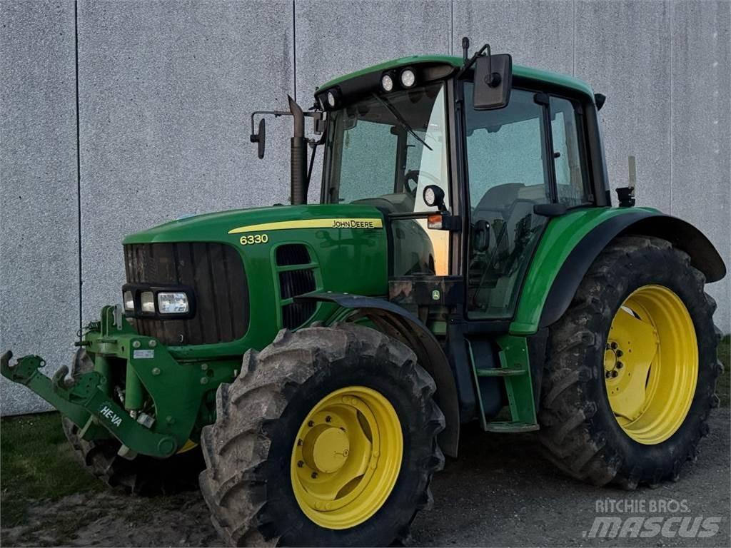 John Deere 6330 Trattori
