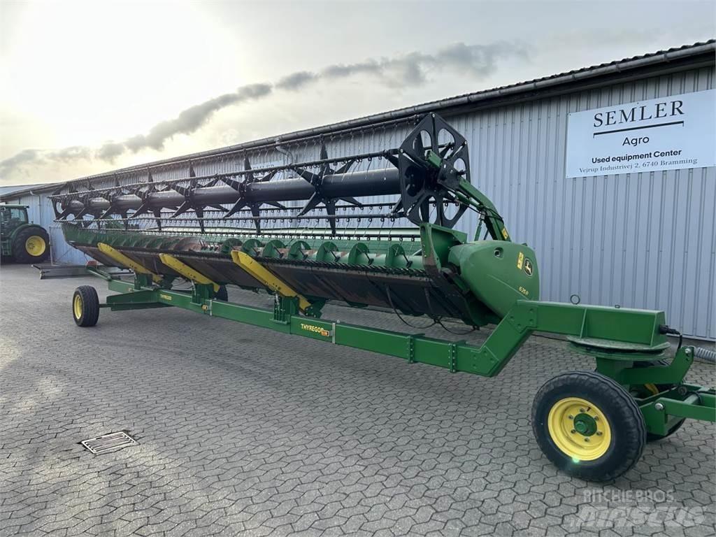 John Deere 635R Testate per mietitrebbie