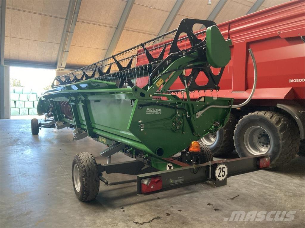 John Deere 635R Testate per mietitrebbie