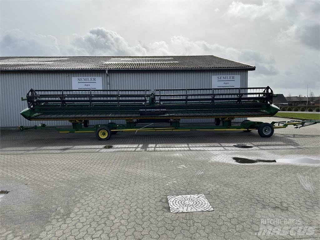 John Deere 640D Testate per mietitrebbie