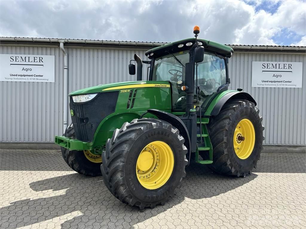 John Deere 7230R Trattori