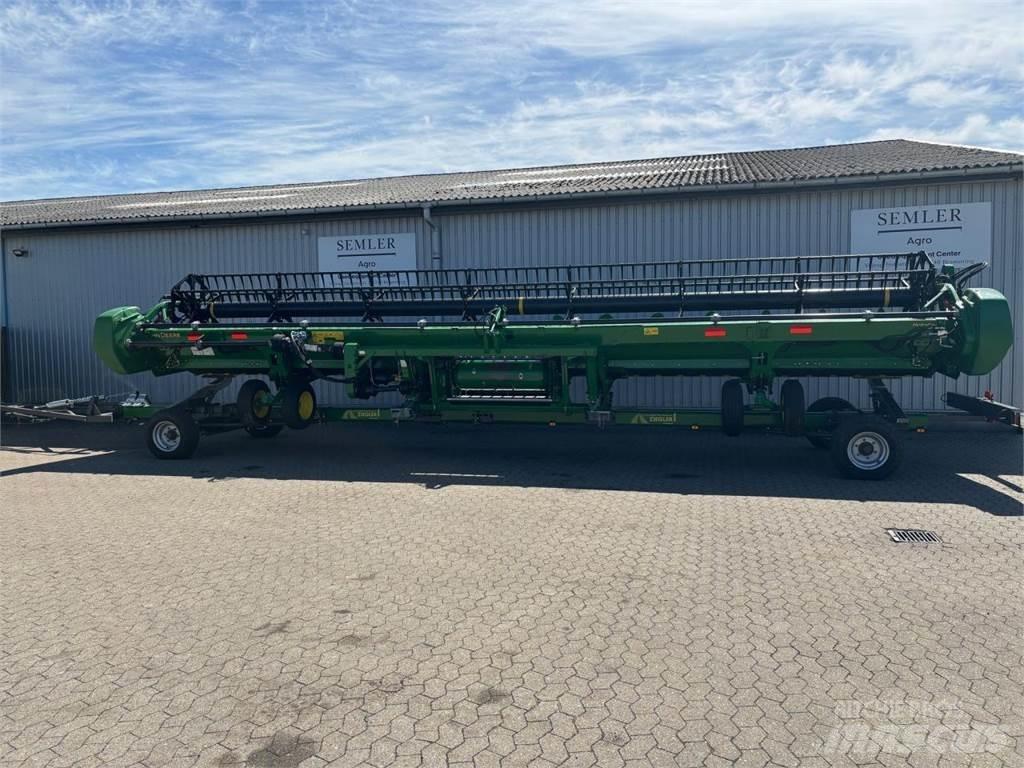 John Deere 735D Testate per mietitrebbie