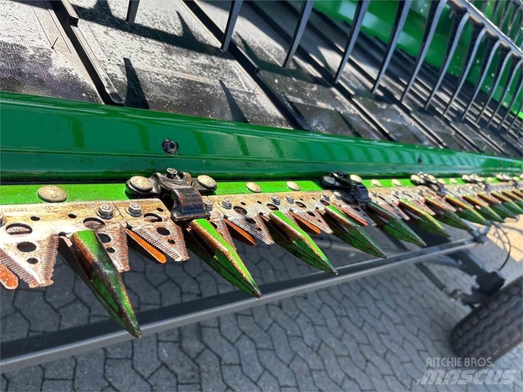 John Deere 735D Testate per mietitrebbie
