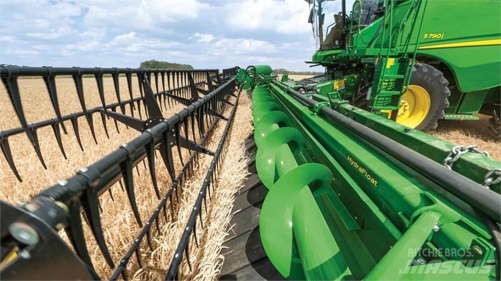 John Deere 735D Testate per mietitrebbie