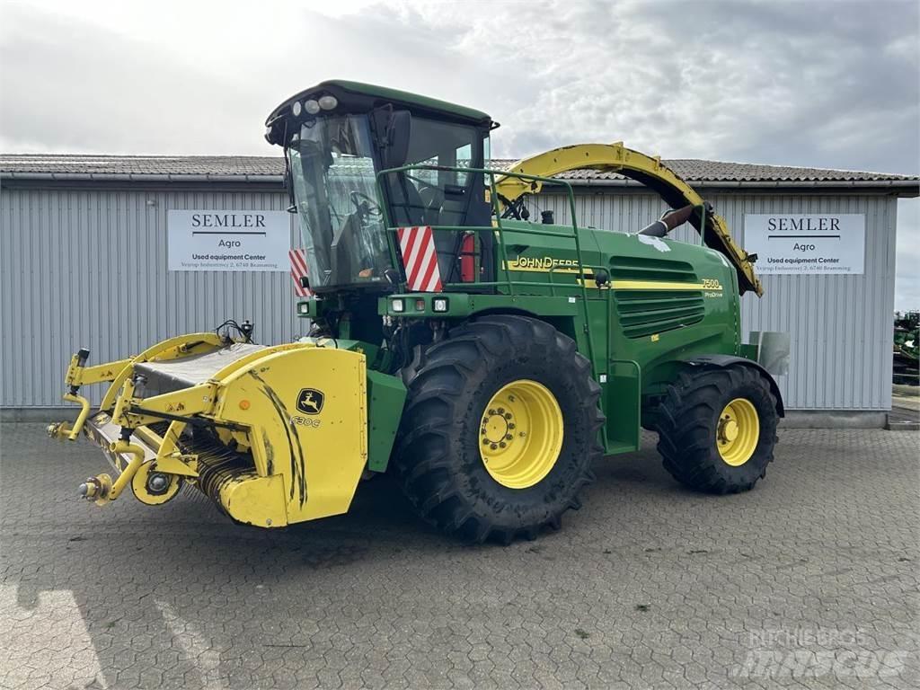 John Deere 7500 Falciatrinciatrici