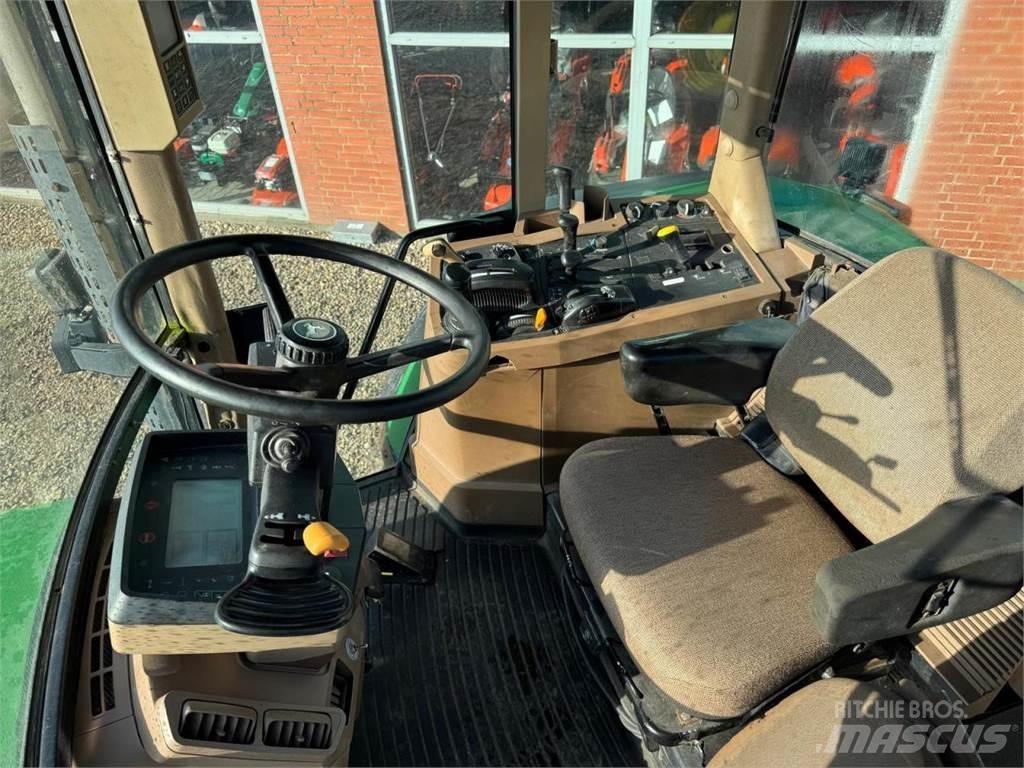 John Deere 7710 Trattori