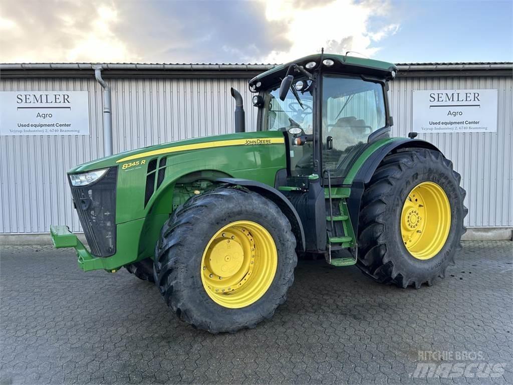John Deere 8345R Trattori