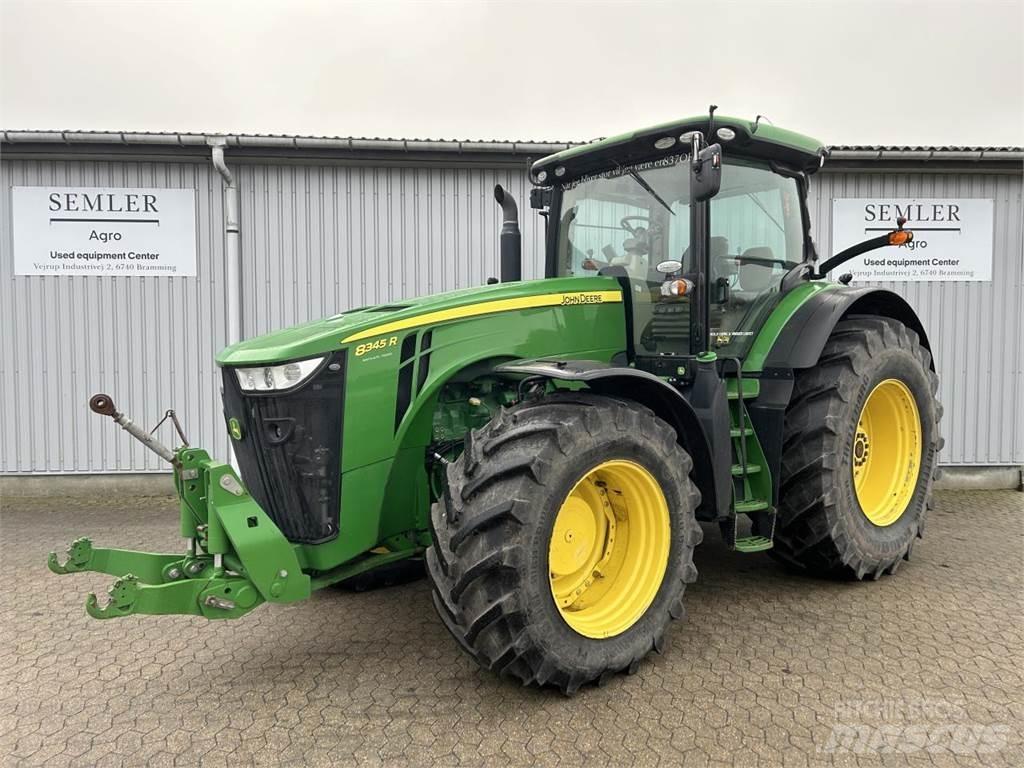 John Deere 8345R Trattori
