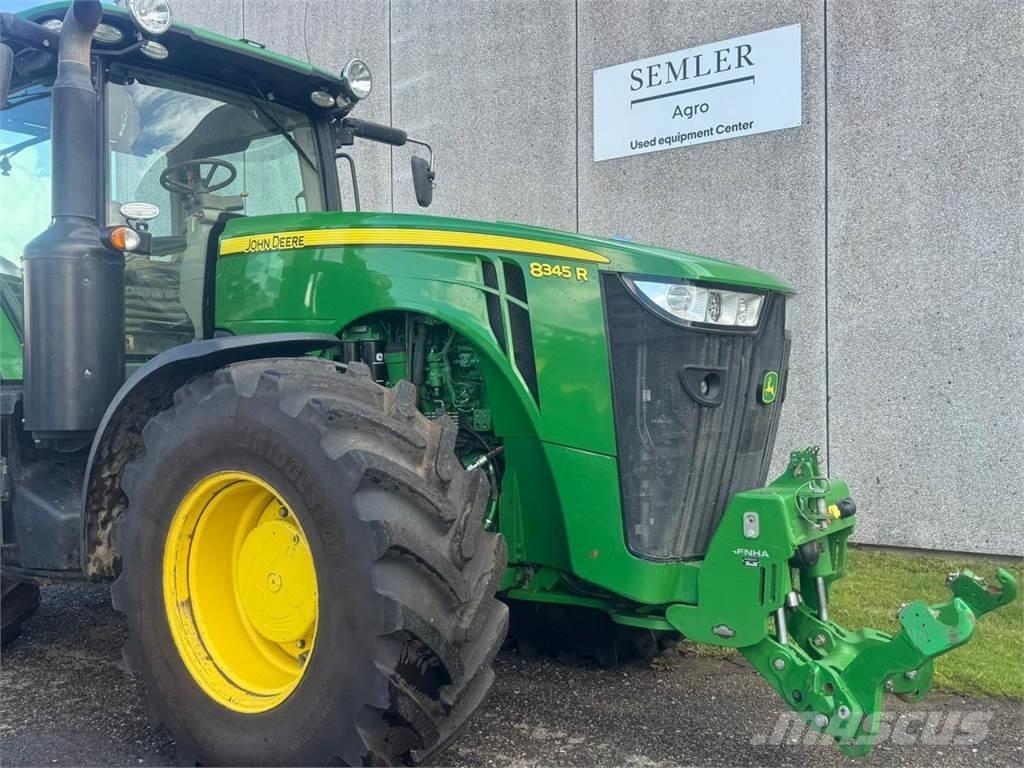 John Deere 8345R Trattori