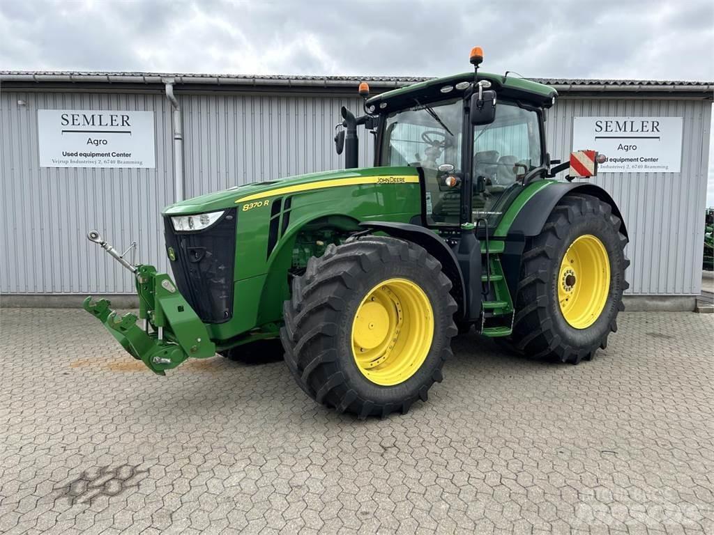 John Deere 8370R Trattori