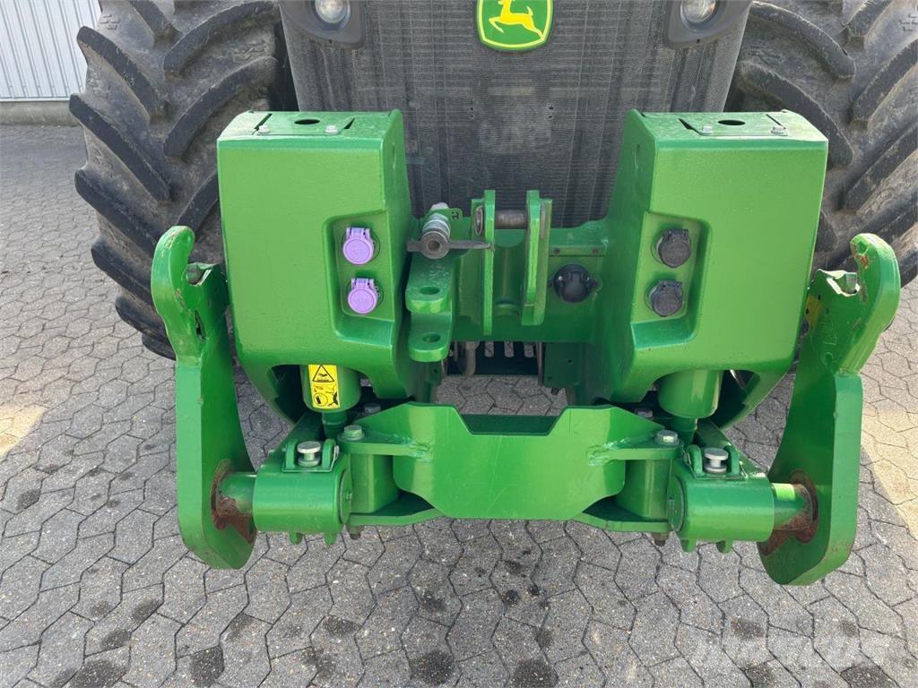 John Deere 8400R Trattori