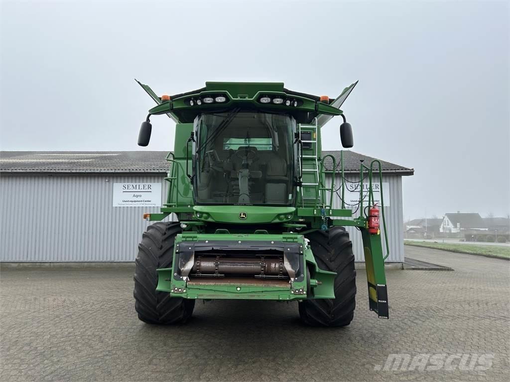 John Deere S690 Mietitrebbiatrici
