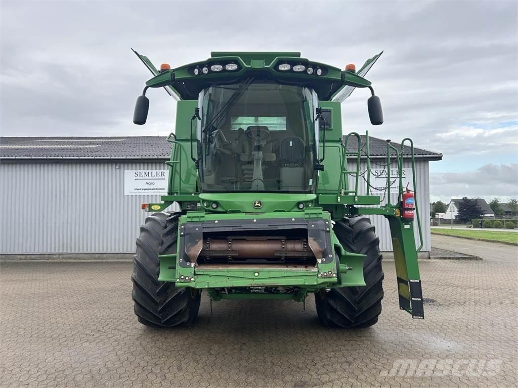 John Deere S690 Mietitrebbiatrici
