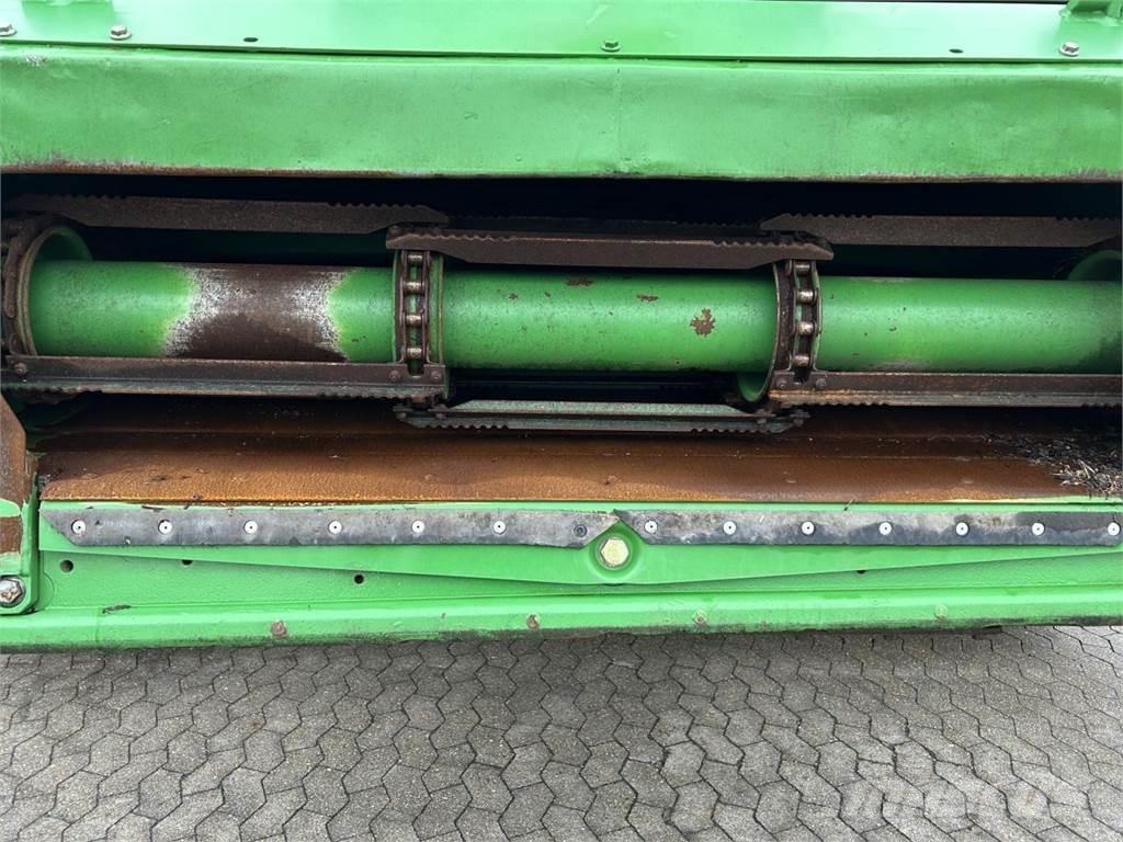 John Deere T670 Mietitrebbiatrici