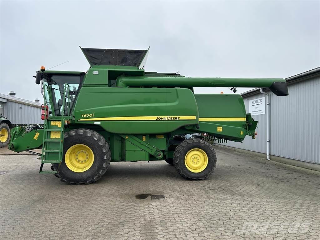 John Deere T670 Mietitrebbiatrici