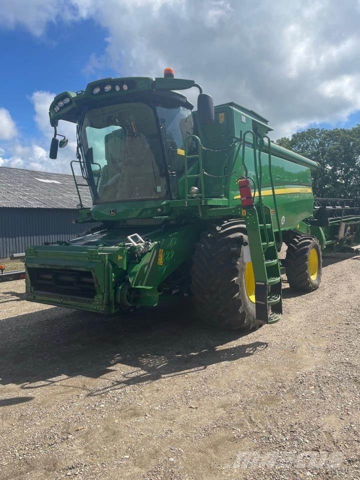 John Deere T670I Mietitrebbiatrici