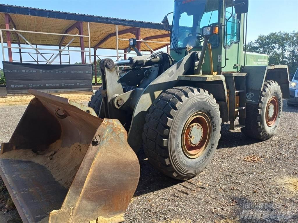 Komatsu WA270 Pale gommate