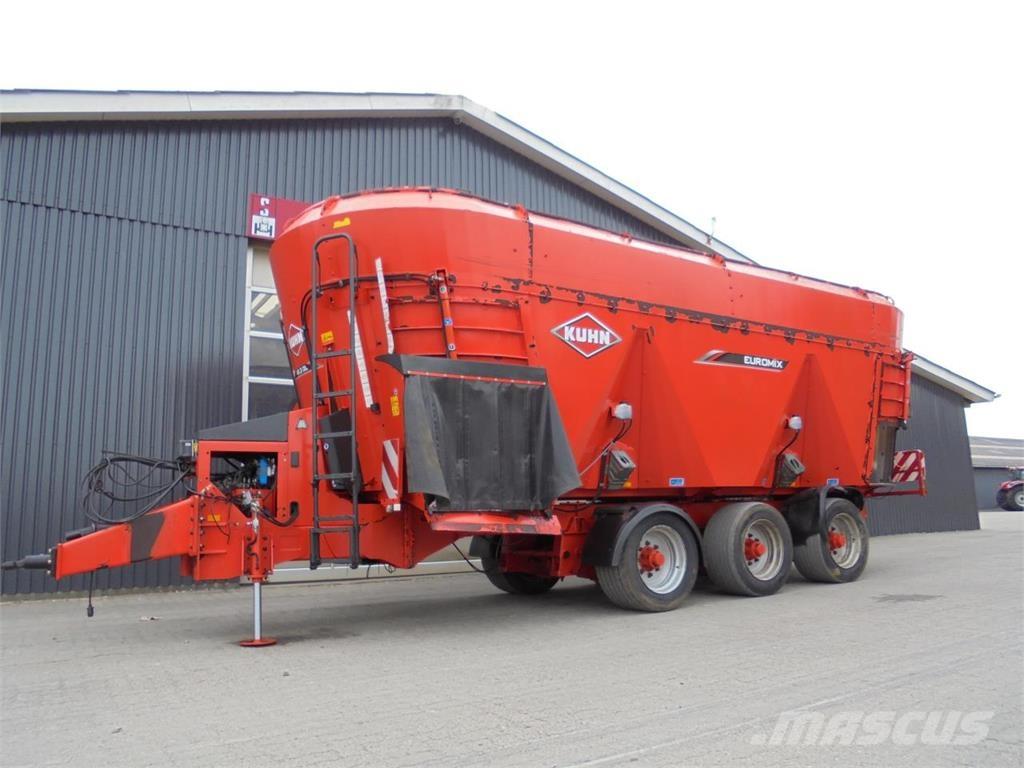 Kuhn 45.3 DL Rimorchi per insilato