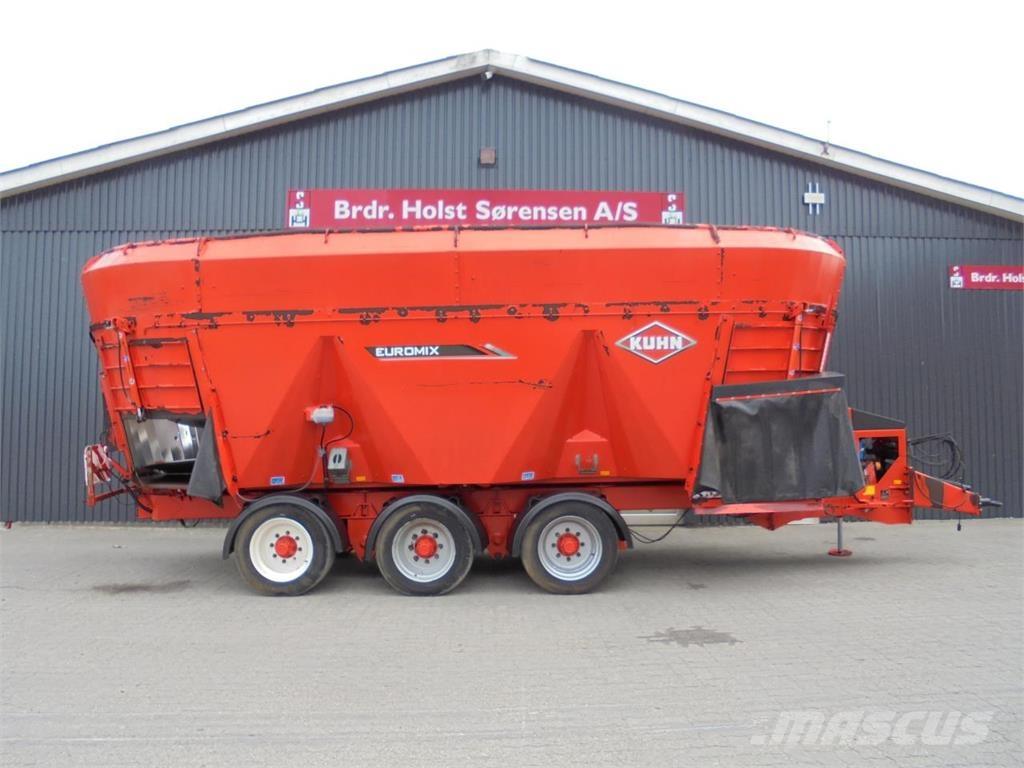 Kuhn 45.3 DL Rimorchi per insilato