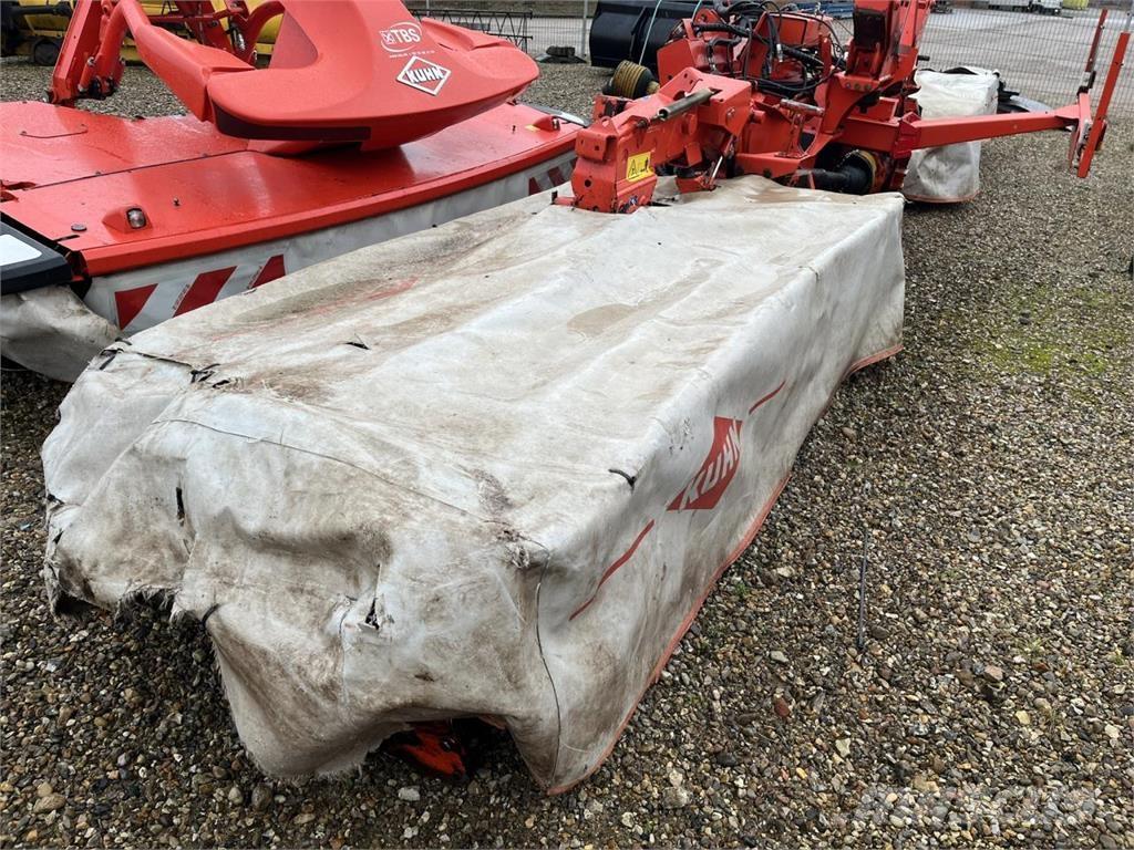 Kuhn GMD 883 Andanatori