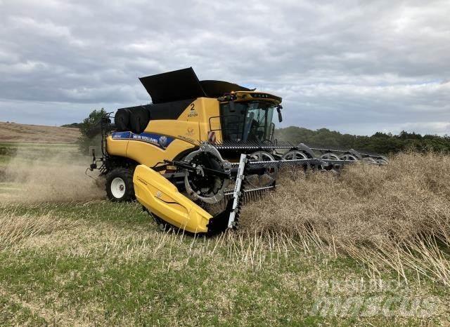 MacDon FD245 Testate per mietitrebbie