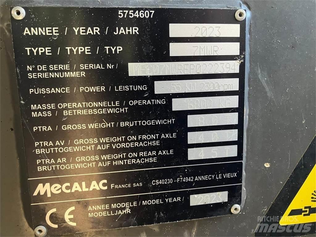 Mecalac 7MWR Escavatori gommati